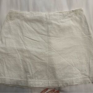 Abercrombie & Fitch Cream Skort